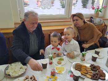 2019.01.24 Dzień Babci i Dziadka, 4 latki, gr. Łaziki (133)