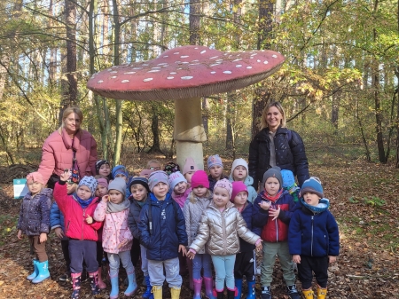 Wycieczka Delfinków i Zuchów do Nadleśnictwa Kliniska